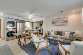 Branson Getaway Deck with Pool View and BBQ Grill!